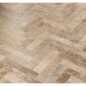 Carrelage imitation travertin beige nuancé mat 6x30cm posé en chevron edimsénanque mélangé. Carrelage imitation travertin beige nuancé mat 6x30cm posé en chevron edimsénanque mélangé.