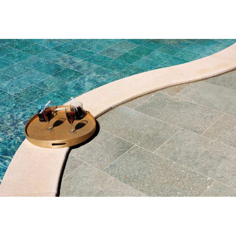 Carrelage piscine imitation pierre de bali gris dénuancé 30x60cm et 15x15cm savbali gris lisse. Carrelage piscine imitation pierre de bali gris dénuancé 30x60cm et 15x15cm savbali gris lisse.