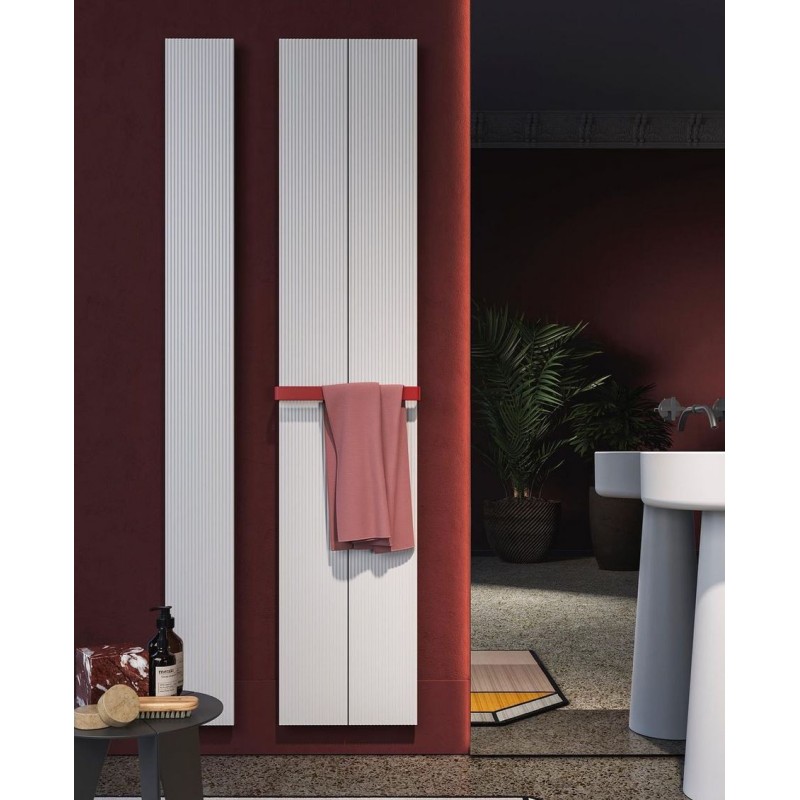 Sèche-serviette radiateur électrique contemporain, salle de bain Antxloft blanc mat largeur 40,3cm avec porte serviette blanc Sèche-serviette radiateur électrique contemporain, salle de bain Antxloft blanc mat largeur 40,3cm avec porte serviette blanc